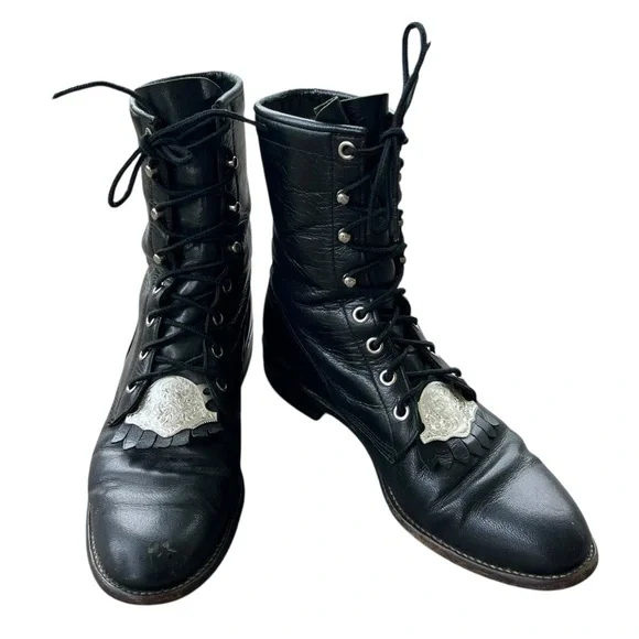 size 8 B Vintage Justin Black Lace-Up Leather western/riding/granny style Boots Justin black leather lace-up - Gem main image 2